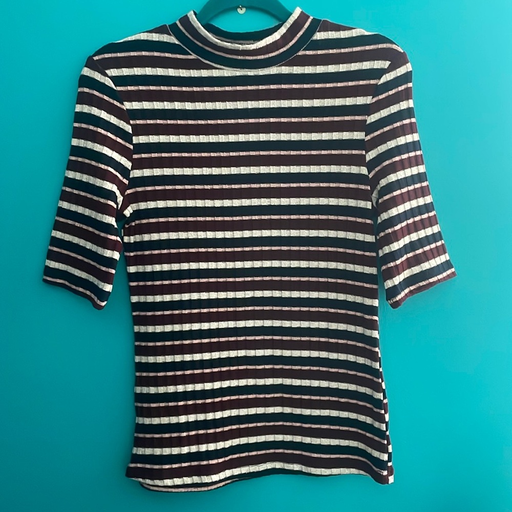 Daytrip Striped Turtleneck Top. NWOT.